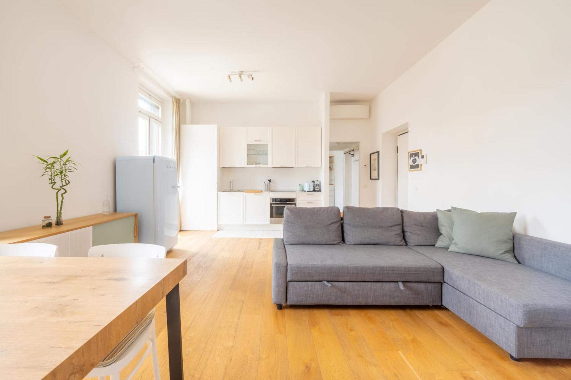 Milano Isola - Bright 2-Room Apartment With Balcony Eksteriør bilde