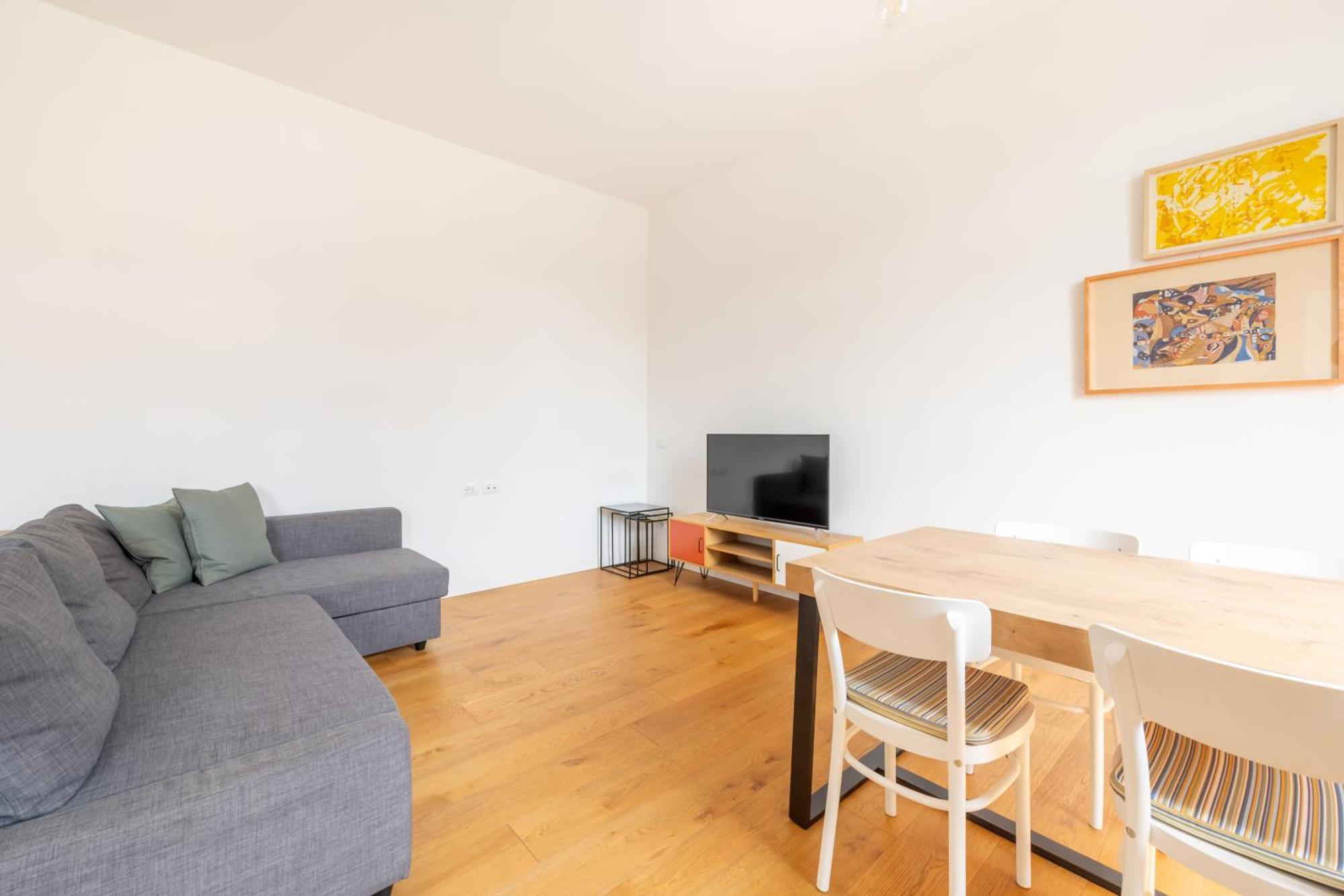 Milano Isola - Bright 2-Room Apartment With Balcony Eksteriør bilde